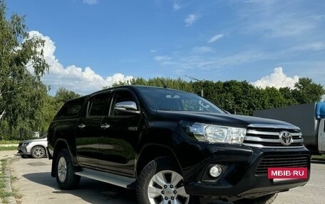 Toyota Hilux VIII, 2015 год, 3 400 000 рублей, 18 фотография