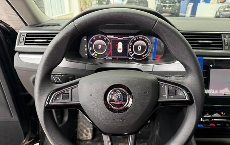 Skoda Superb III рестайлинг, 2025 год, 3 080 000 рублей, 11 фотография
