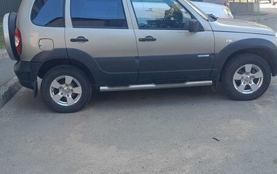 Chevrolet Niva I рестайлинг, 2011 год, 450 000 рублей, 1 фотография