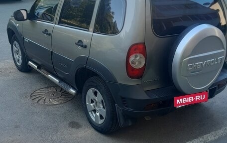 Chevrolet Niva I рестайлинг, 2011 год, 450 000 рублей, 6 фотография