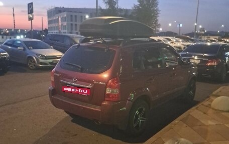 Hyundai Tucson III, 2008 год, 930 000 рублей, 3 фотография