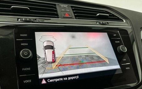 Volkswagen Tiguan II, 2019 год, 2 447 000 рублей, 15 фотография