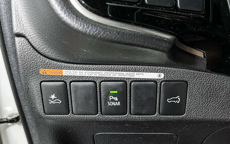 Mitsubishi Outlander III рестайлинг 3, 2018 год, 1 997 000 рублей, 15 фотография