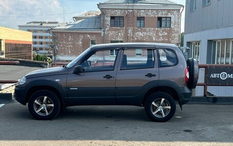 Chevrolet Niva I рестайлинг, 2015 год, 700 000 рублей, 8 фотография
