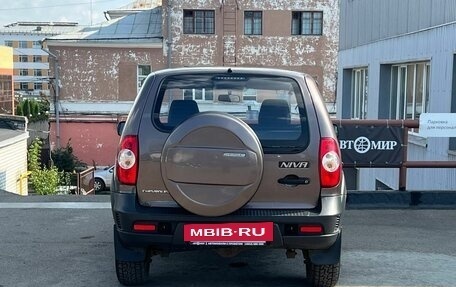 Chevrolet Niva I рестайлинг, 2015 год, 700 000 рублей, 6 фотография