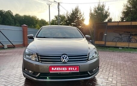 Volkswagen Passat B7, 2011 год, 1 100 000 рублей, 1 фотография
