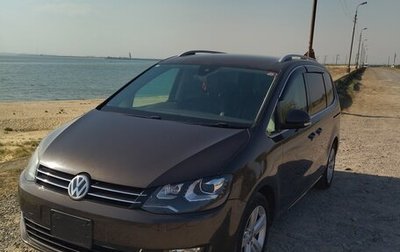 Volkswagen Sharan II, 2016 год, 1 600 000 рублей, 1 фотография
