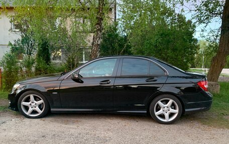 Mercedes-Benz C-Класс, 2012 год, 1 500 000 рублей, 24 фотография