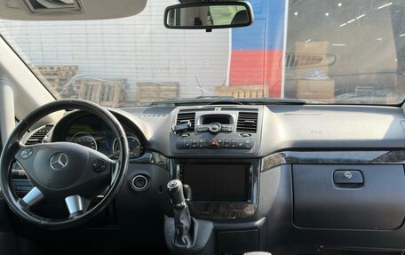Mercedes-Benz Viano, 2013 год, 2 000 000 рублей, 6 фотография