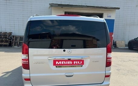 Mercedes-Benz Viano, 2013 год, 2 000 000 рублей, 2 фотография