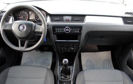 Skoda Rapid I, 2017 год, 899 000 рублей, 7 фотография