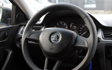 Skoda Rapid I, 2017 год, 899 000 рублей, 6 фотография