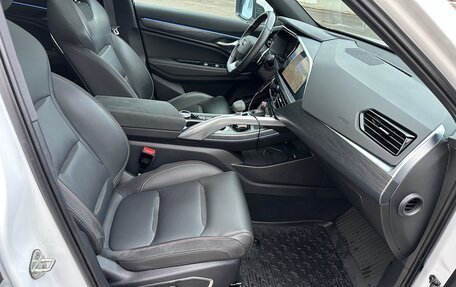 Geely Tugella FY11, 2023 год, 2 850 000 рублей, 11 фотография