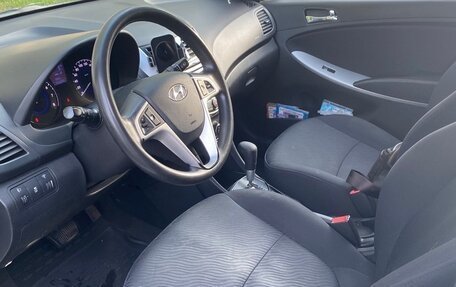 Hyundai Solaris II рестайлинг, 2012 год, 750 000 рублей, 16 фотография
