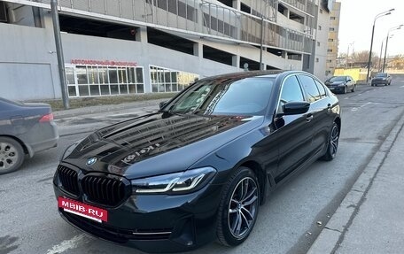 BMW 5 серия, 2017 год, 3 100 000 рублей, 2 фотография