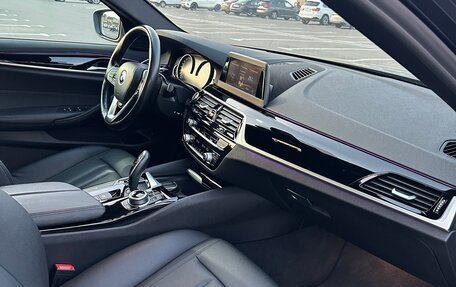 BMW 5 серия, 2017 год, 3 100 000 рублей, 6 фотография
