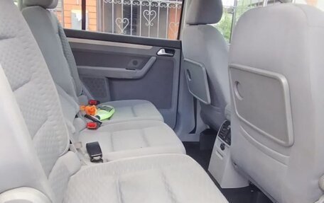 Volkswagen Touran III, 2008 год, 620 000 рублей, 9 фотография