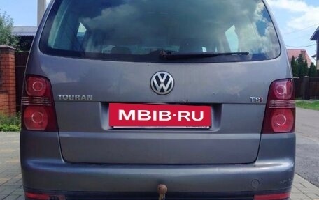 Volkswagen Touran III, 2008 год, 620 000 рублей, 5 фотография