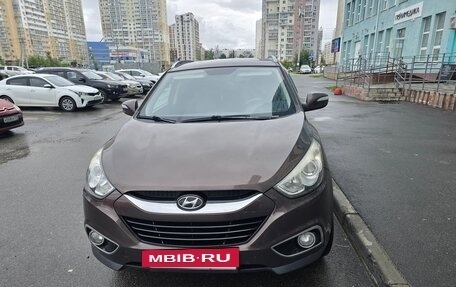 Hyundai ix35 I рестайлинг, 2013 год, 1 500 000 рублей, 2 фотография