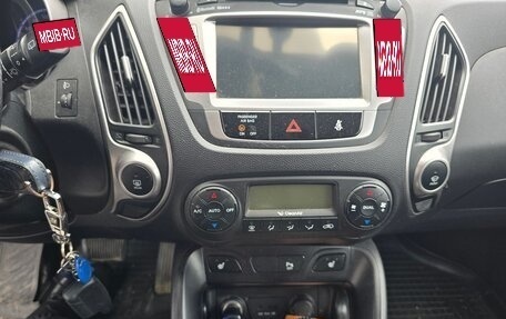 Hyundai ix35 I рестайлинг, 2013 год, 1 500 000 рублей, 12 фотография