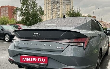Hyundai Elantra, 2020 год, 2 200 000 рублей, 4 фотография