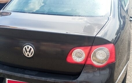 Volkswagen Passat B6, 2005 год, 490 000 рублей, 10 фотография