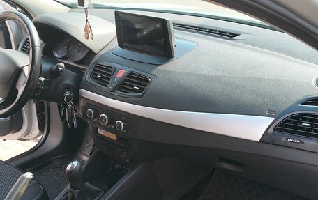 Renault Fluence I, 2011 год, 700 000 рублей, 11 фотография
