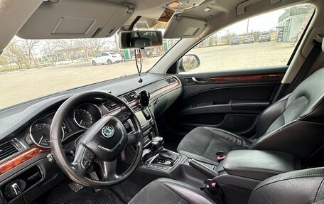 Skoda Superb III рестайлинг, 2010 год, 900 000 рублей, 6 фотография