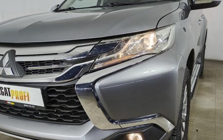 Mitsubishi Pajero Sport III рестайлинг, 2017 год, 2 630 000 рублей, 30 фотография