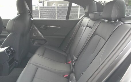 BMW 5 серия, 2025 год, 6 270 000 рублей, 10 фотография