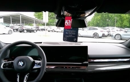 BMW 5 серия, 2025 год, 6 270 000 рублей, 4 фотография
