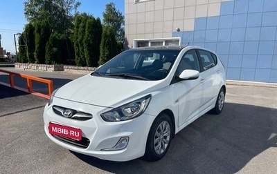 Hyundai Solaris II рестайлинг, 2011 год, 450 000 рублей, 1 фотография
