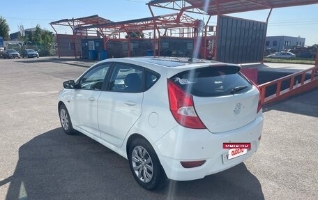 Hyundai Solaris II рестайлинг, 2011 год, 450 000 рублей, 6 фотография