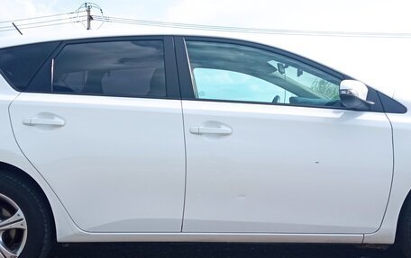 Toyota Auris II, 2014 год, 980 000 рублей, 5 фотография