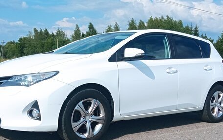 Toyota Auris II, 2014 год, 980 000 рублей, 6 фотография