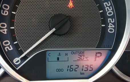 Toyota Auris II, 2014 год, 980 000 рублей, 10 фотография