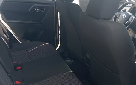 Toyota Auris II, 2014 год, 980 000 рублей, 12 фотография