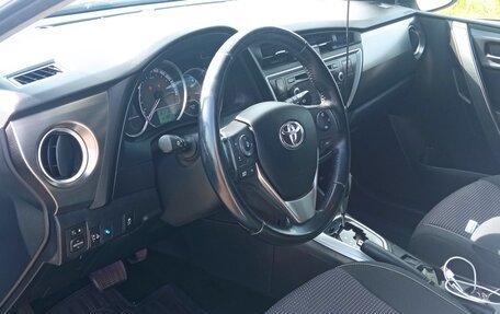 Toyota Auris II, 2014 год, 980 000 рублей, 18 фотография