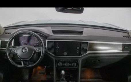 Volkswagen Teramont I, 2018 год, 3 000 000 рублей, 8 фотография
