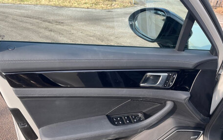 Porsche Panamera II рестайлинг, 2022 год, 13 200 000 рублей, 9 фотография