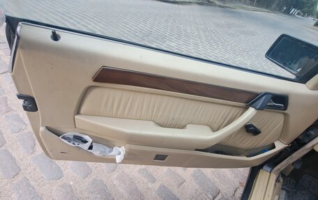 Mercedes-Benz W124, 1990 год, 240 000 рублей, 9 фотография