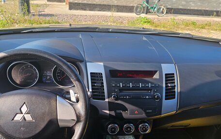 Mitsubishi Outlander III рестайлинг 3, 2011 год, 1 050 000 рублей, 7 фотография