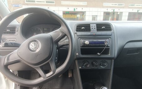Volkswagen Polo VI (EU Market), 2018 год, 1 300 000 рублей, 9 фотография