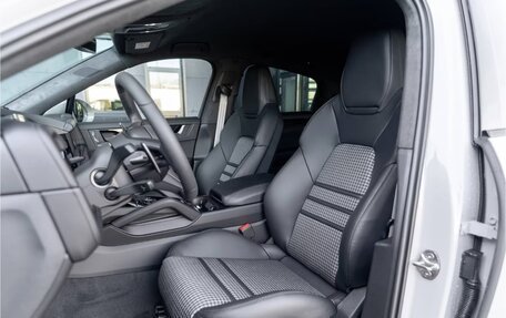Porsche Cayenne III, 2025 год, 21 700 000 рублей, 7 фотография