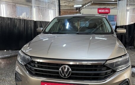 Volkswagen Polo VI (EU Market), 2021 год, 1 650 000 рублей, 2 фотография