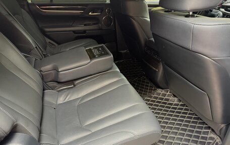 Lexus LX III, 2021 год, 9 900 000 рублей, 15 фотография
