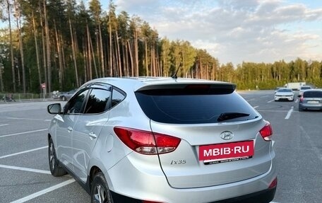 Hyundai ix35 I рестайлинг, 2014 год, 895 000 рублей, 5 фотография
