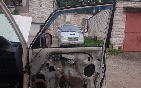 Mitsubishi Pajero III рестайлинг, 1994 год, 250 000 рублей, 9 фотография