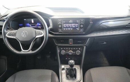 Volkswagen Taos, 2021 год, 1 999 000 рублей, 11 фотография