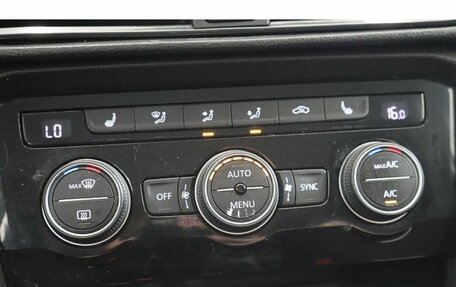 Volkswagen Taos, 2021 год, 1 999 000 рублей, 13 фотография